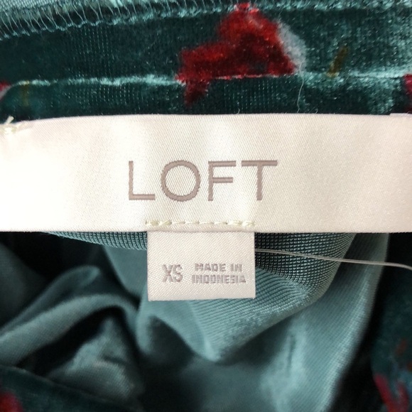 LOFT Floral Shirred Halter Top NEW - Picture 8 of 9